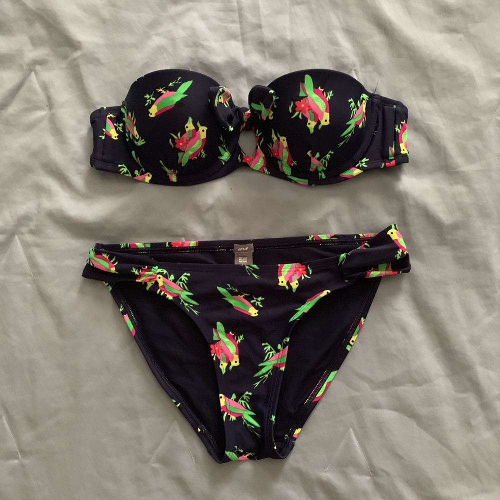 Bathing suit
